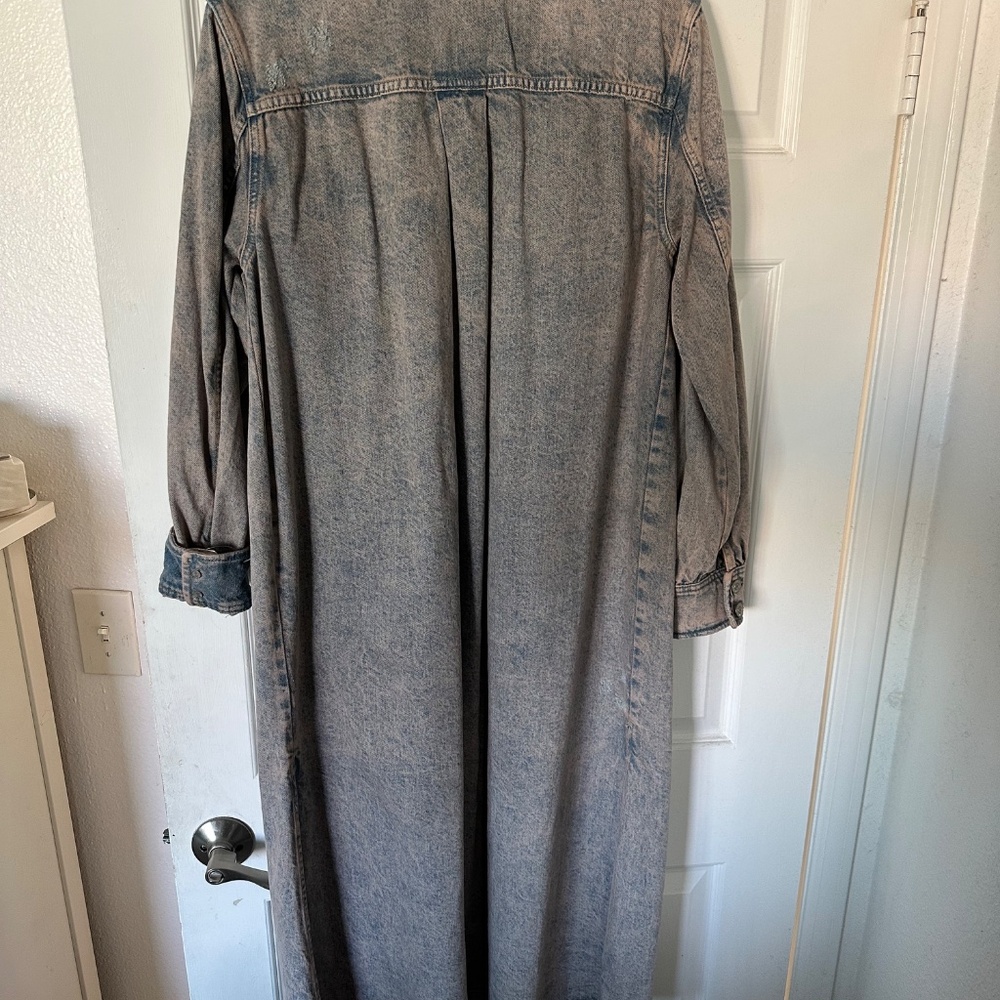 Free people “Ana Lou Distressed Denim Duster - Picture 3 of 8